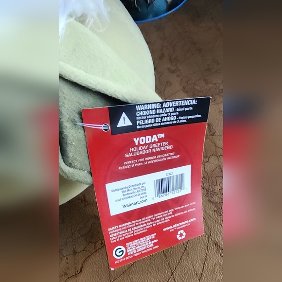 Star Wars Yoda Plush Standing Door Greeter - Picture 10 of 11